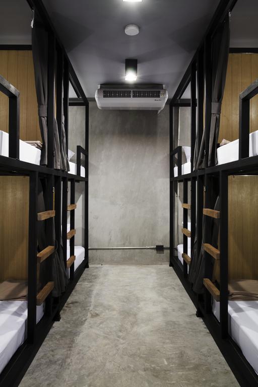 Bunk Bed 8-Bed Mixed Dormitory Room