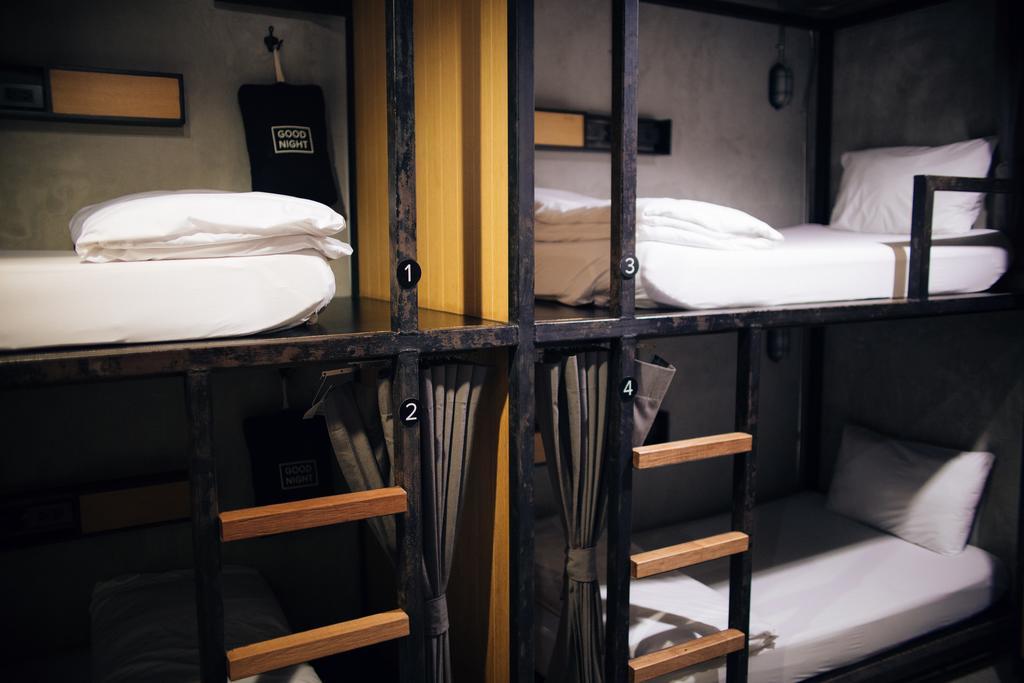 Bunk Bed 6-Bed Mixed Dormitory Room No Window