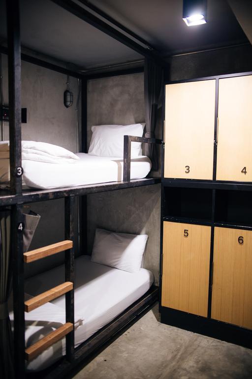 Bunk Bed 6-Bed Mixed Dormitory Room No Window